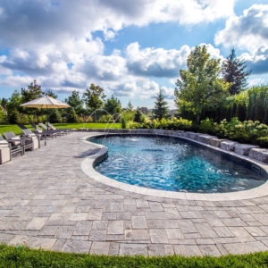 oval pool side view