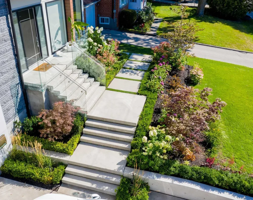 Lawns & Gardens