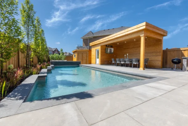 Micro-Wellness Retreats:Integrating Cold Plunges and Outdoor Saunas